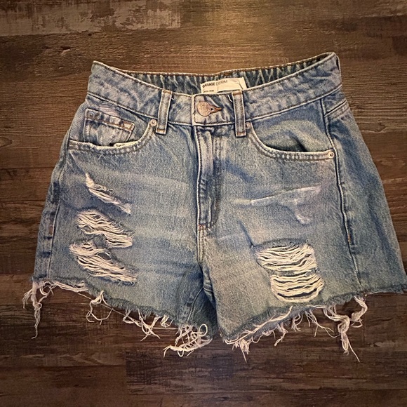 Jean Shorts - Picture 2 of 6
